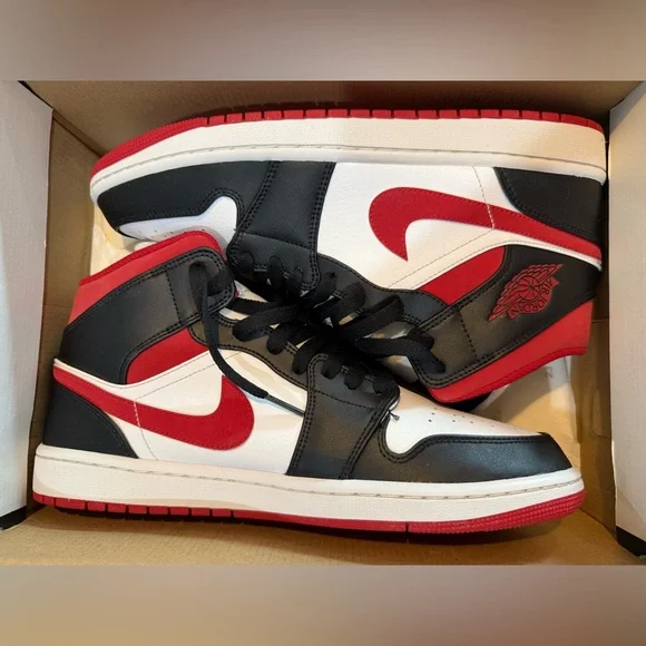 Nike Air Jordan 1 Mid Black Gym Red Size 10.5 - Picture 11 of 11